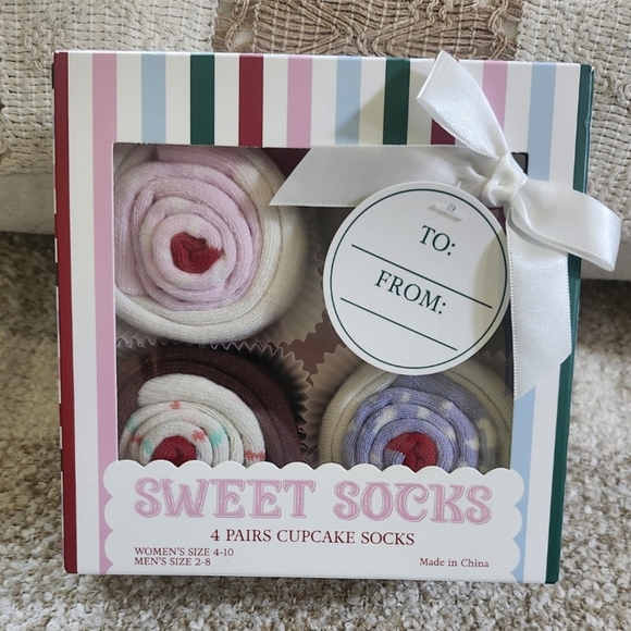 Pink and Purple Cupcake Party Favor Socks - Picture 1 of 4